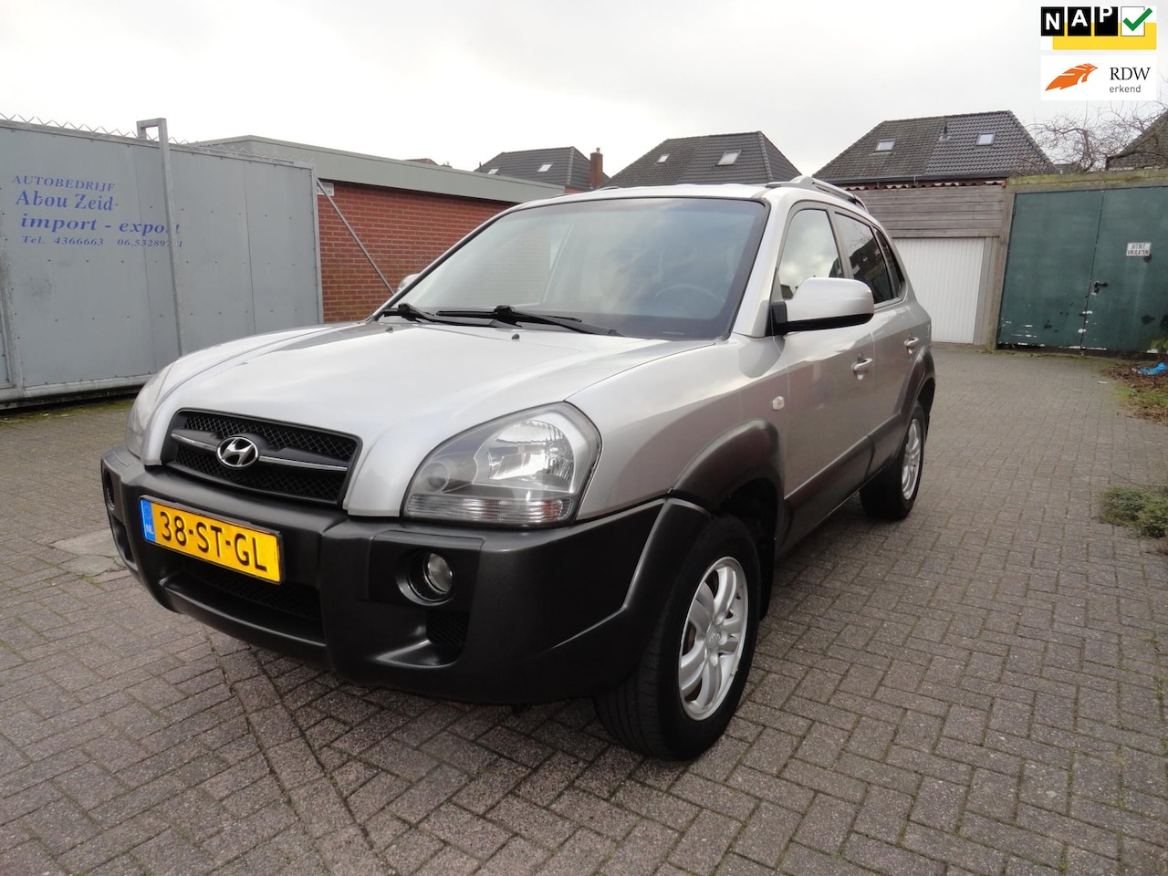 Hyundai Tucson - 2.0i Dynamic Cup edition (km 171985 NAP LEER CLIMA) - AutoWereld.nl