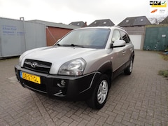 Hyundai Tucson - 2.0i Dynamic Cup edition (km 171985 NAP LEER CLIMA)