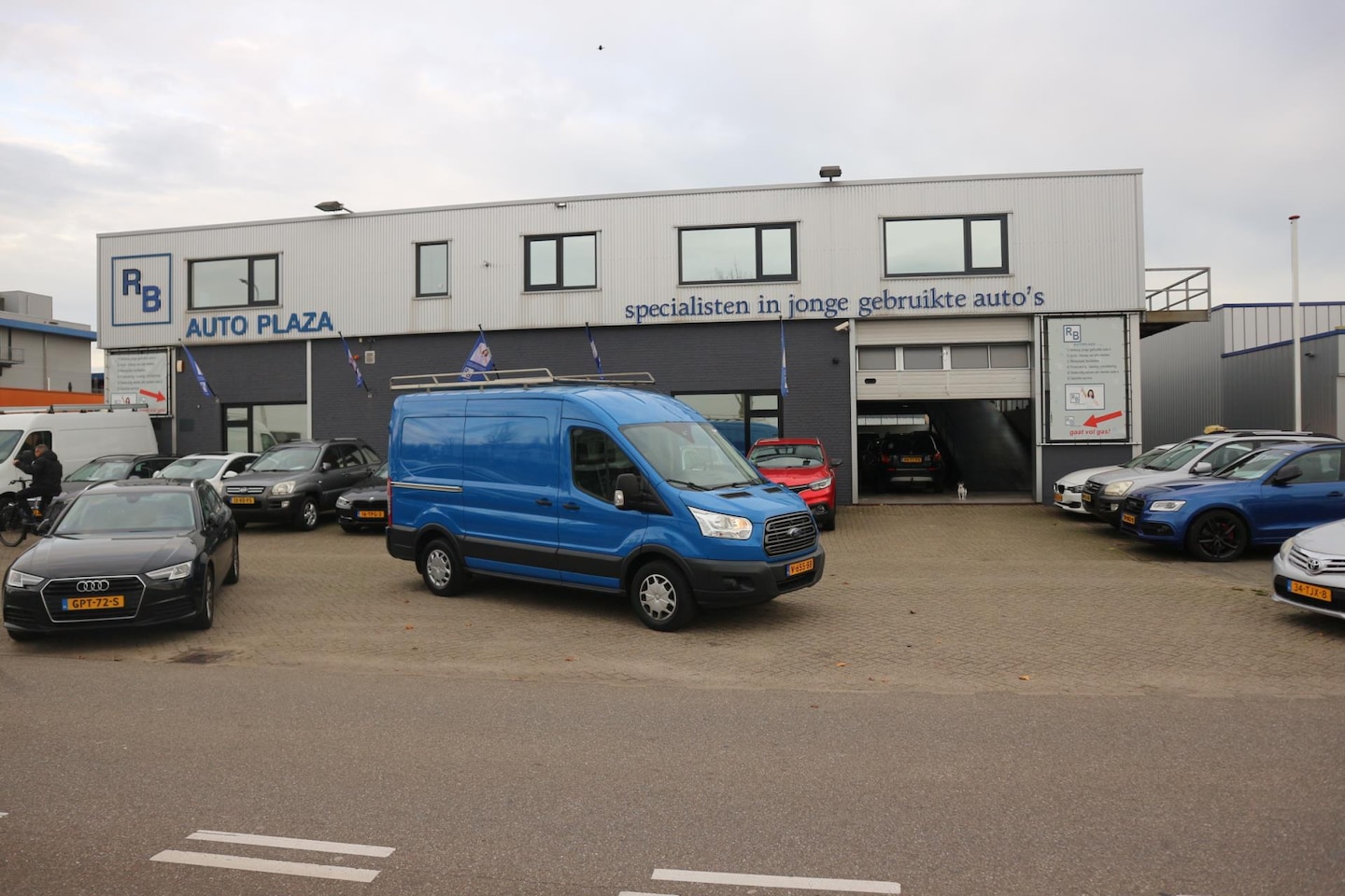 Ford Transit - 350 2.0 TDCI L2H2 Trend 350 2.0 TDCI L2H2 Trend - AutoWereld.nl