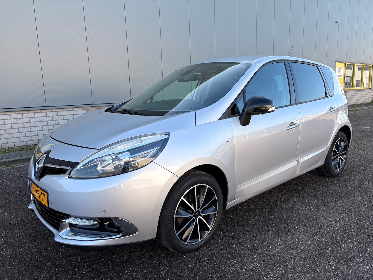 Renault Scénic - 1.2 TCe Bose 1.2 TCe Bose - AutoWereld.nl