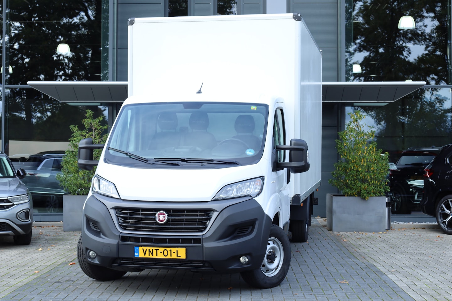 Fiat Ducato - 35 2.3 MJ-165pk | Bakwagen | Laadklep | Airco | Cruise - AutoWereld.nl