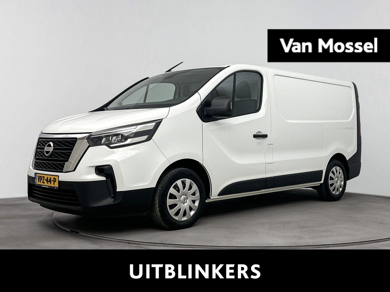 Nissan Primastar - 2.0 dCi L1H1 Acenta 130PK | Trekhaak | Betimmering | Lat om Lat | Airco | Parkeersensoren - AutoWereld.nl