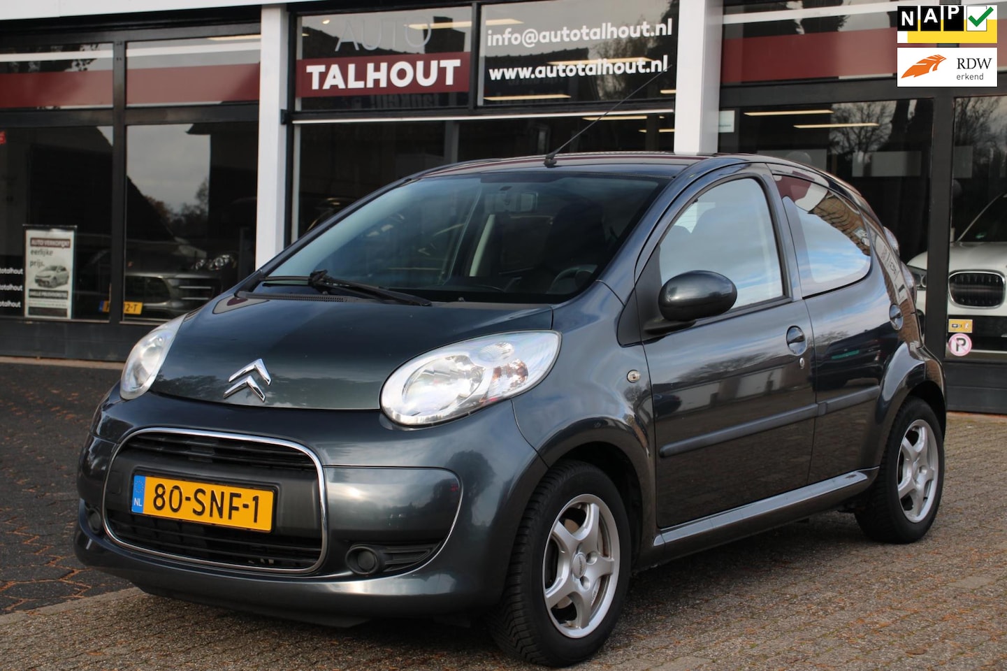 Citroën C1 - 1.0-12V Selection - AIRCO, 5 DEURS, NAVIGATIE, BLUETOOTH, 1e EIGENAAR - AutoWereld.nl