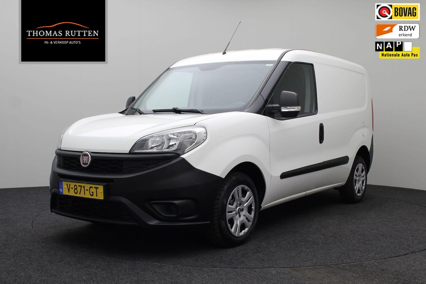 Fiat Doblò Cargo - 1.3 MJ L1H1 Actual 2017 NAP | Airco | Bluetooth | Trekhaak | Elektrische ramen | AUX USB | - AutoWereld.nl