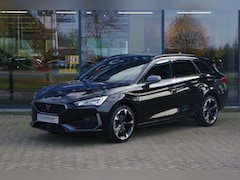 CUPRA Leon Sportstourer - 1.4 e-Hybrid 204 PK Adrenaline PHEV, Trekhaak, Winterpakket, Adap. Cruise Control, Carplay
