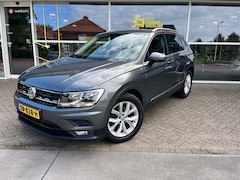 Volkswagen Tiguan - 1.4 TSI COMFORTLINE BUSINESS TREKHAAK|CARPLAY|ELEKTRISCHE KLEP|CRUISE