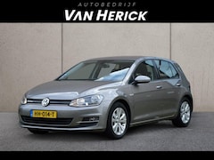 Volkswagen Golf - 1.0 TSI Automaat Business Edition | Camera | LM Velgen