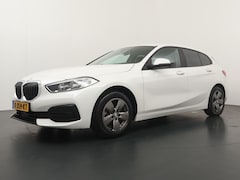 BMW 1-serie - 118i | Carplay | Airco |