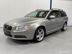 Volvo V70 - 3.2 Momentum AUTOMAAT / ADAPTIEVE CRUISE CONTROL