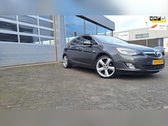 Opel Astra - 1.4 Turbo Sport