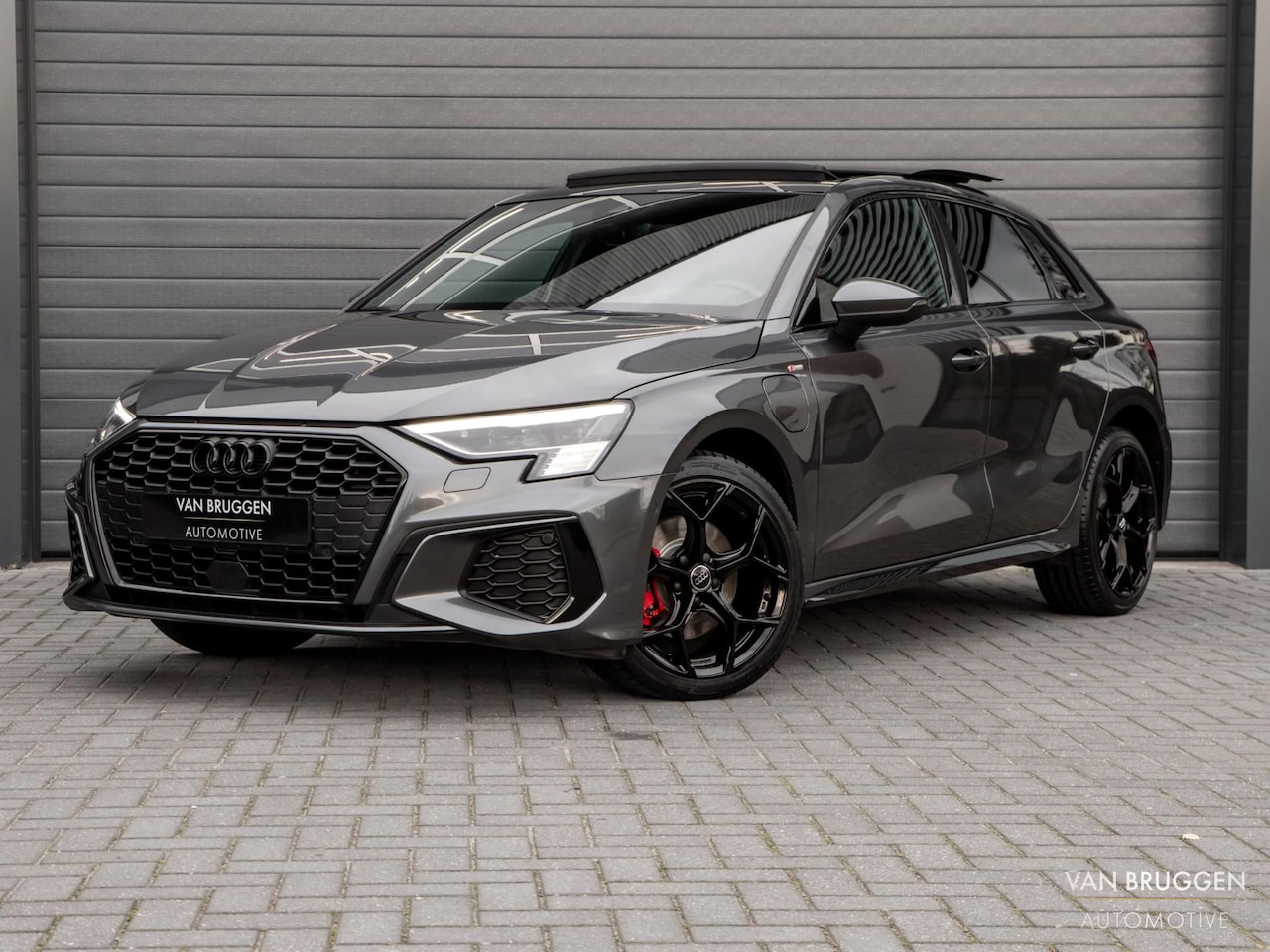 Audi A3 Sportback - 40 TFSI e S-Line Pano RS-Stoelen Sfeer ACC Camera - AutoWereld.nl