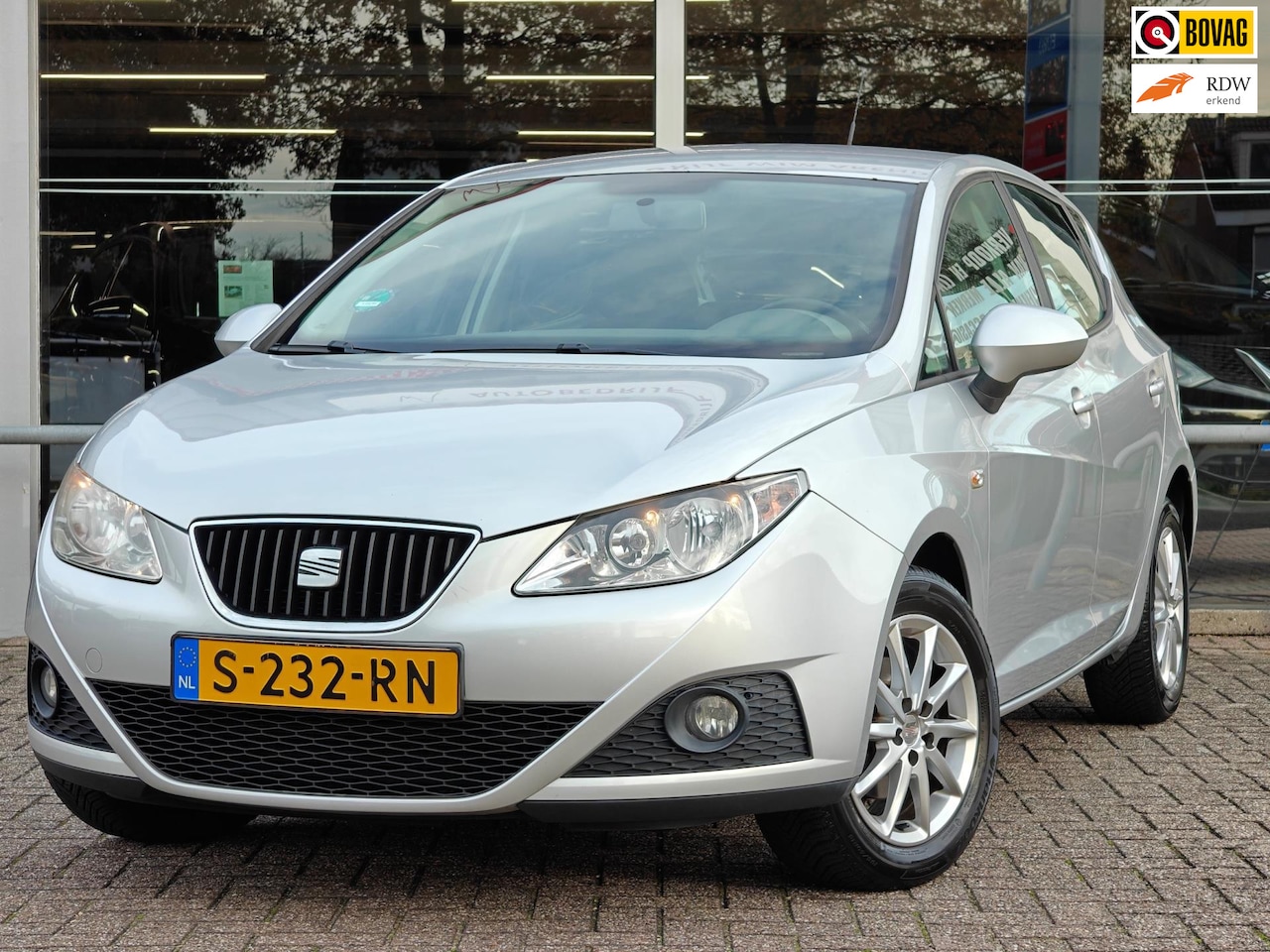 SEAT Ibiza - 1.4 COPA Plus | Cruise Control | All season banden | Elektrische ramen voor - AutoWereld.nl