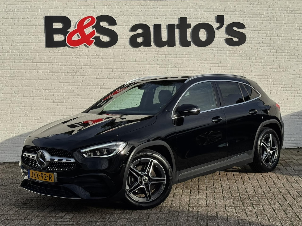 Mercedes-Benz GLA-Klasse - 200 Business Solution AMG Automaat Cruise control Climate control Navigatie Bluetooth Stoe - AutoWereld.nl