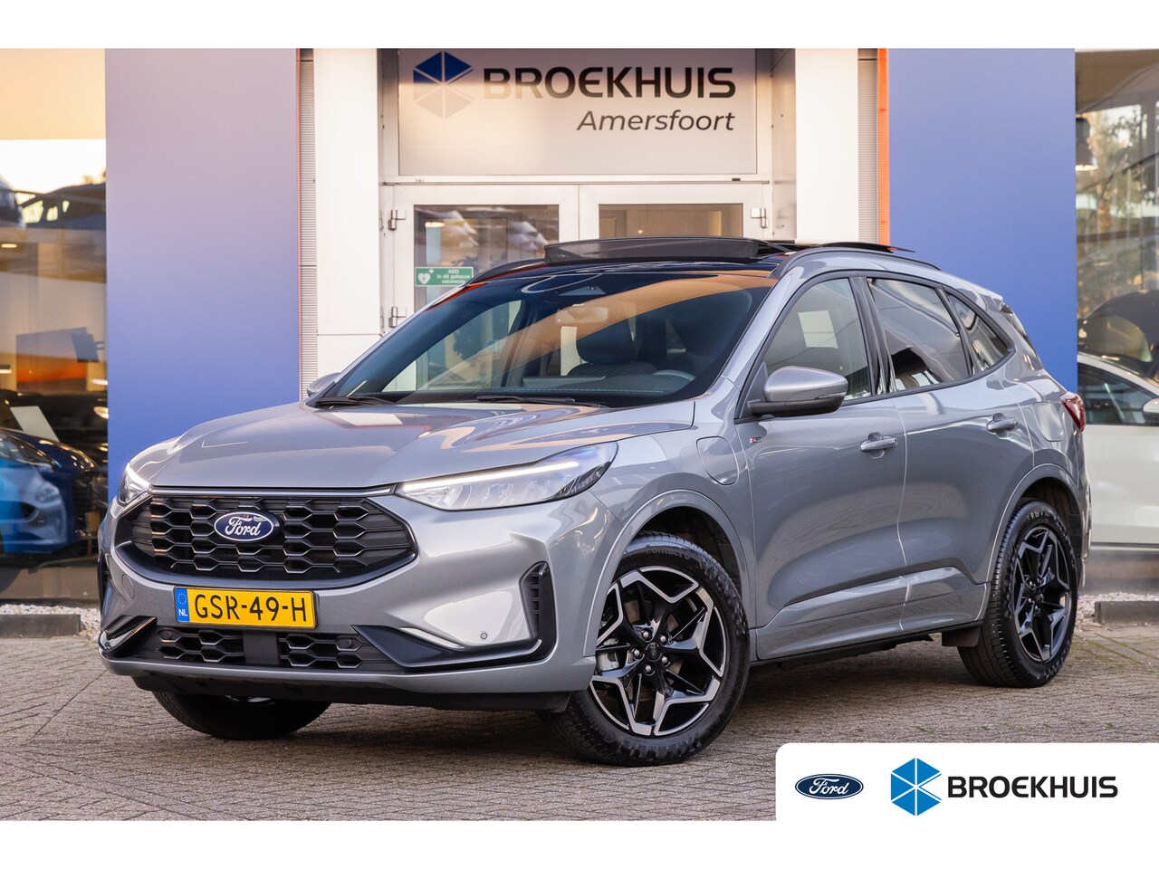 Ford Kuga - 2.5 PHEV ST-Line | Elektrisch panorama-dak | Camera | Stoel/stuur/voorruit verwarming | Ap - AutoWereld.nl