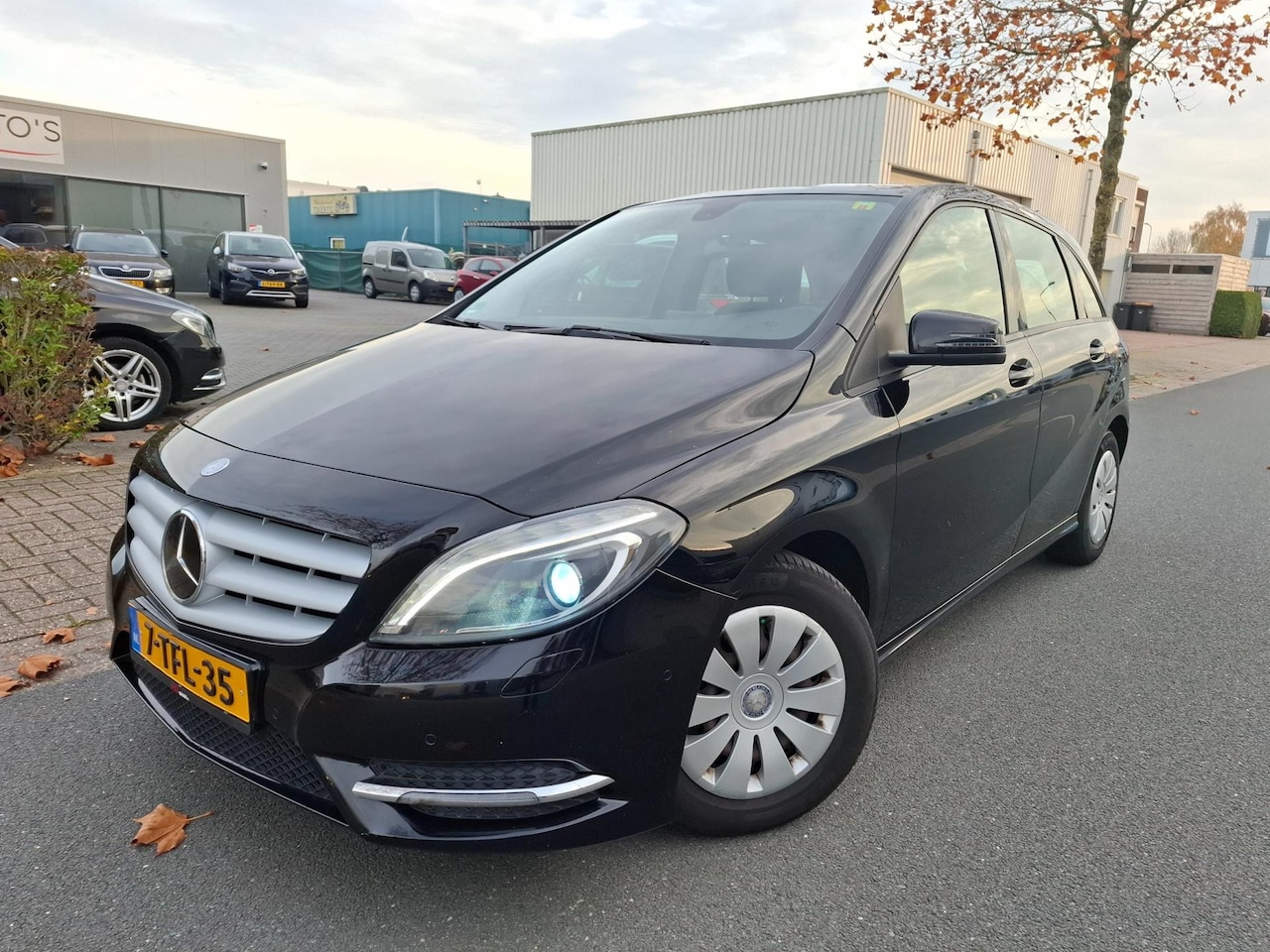 Mercedes-Benz B-klasse - 180 CDI CLIMA/CRUISE/NAVI/XENON/PDC! - AutoWereld.nl