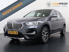 BMW X1 - sDrive18i Business Edition Plus X-Line | Panorama Dak | Dealer Onderhouden | Camera |