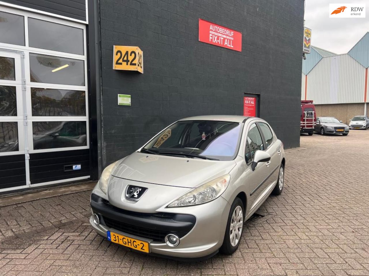Peugeot 207 - 1.6 VTi XS Pack 1.6 VTi XS Pack - AutoWereld.nl