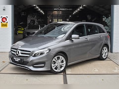 Mercedes-Benz B-klasse - 180 Ambition *Trekhaak | Halfleder | A/C | Navi | Cruise | Bluetooth | Parkeersensoren | 1