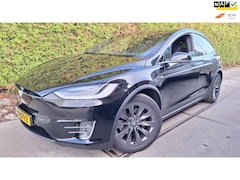 Tesla Model X - 75D Base