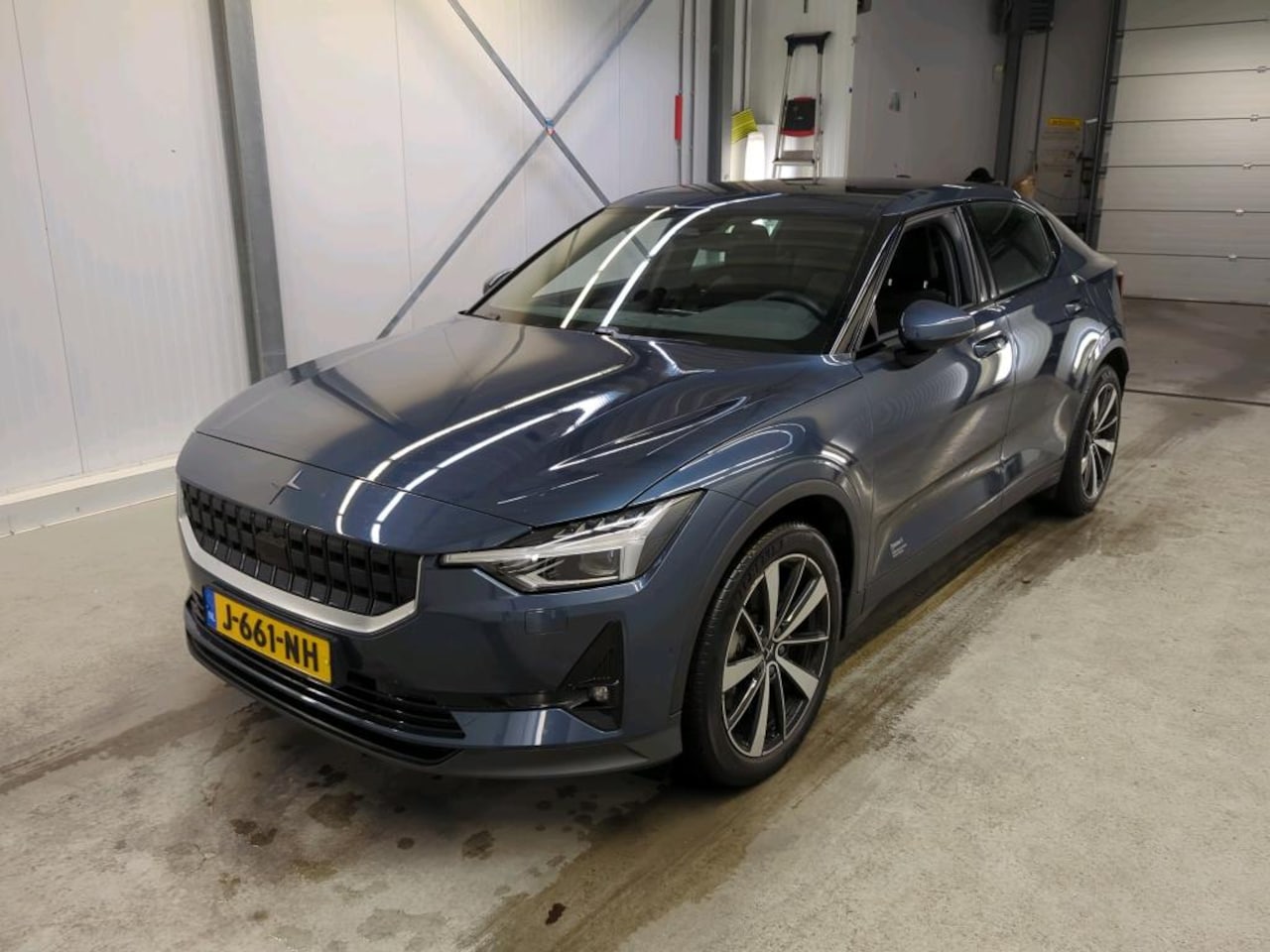 Polestar 2 - Long Range Dual Motor 408PK 78kWh [ PILOT PLUS+19INCH+CARPLAY+CAMERA+STOELVERWARMING+H/K ] - AutoWereld.nl