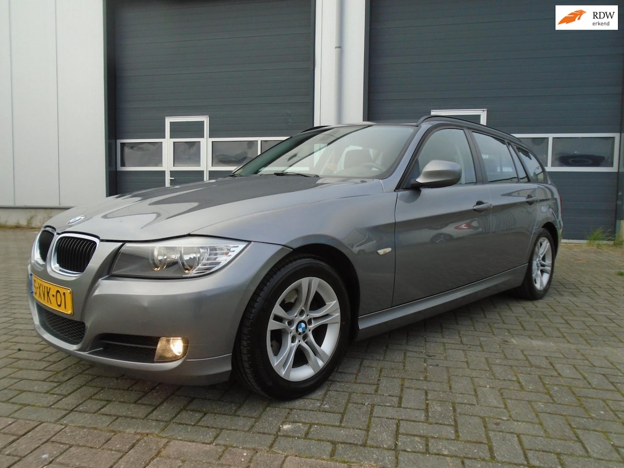 BMW 3-serie Touring - 318d touring clima cruise stoelverwarming - AutoWereld.nl