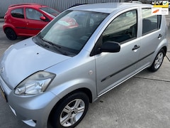 Daihatsu Sirion 2 - 1.0-12V Premium