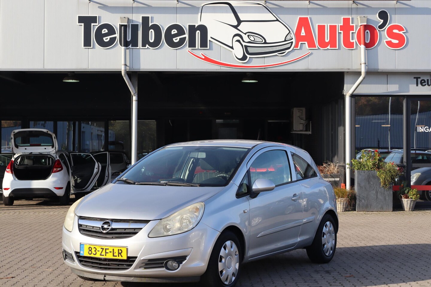Opel Corsa - 1.4-16V Enjoy Airco, Elektrische ramen, APK tot 17-10-2026 - AutoWereld.nl