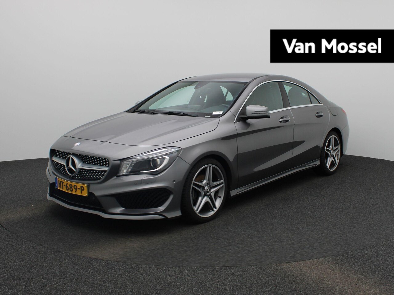 Mercedes-Benz CLA-Klasse - 180 Ambition | Airconditioning | Parkeersensoren | Lichtmetalen Velgen | - AutoWereld.nl