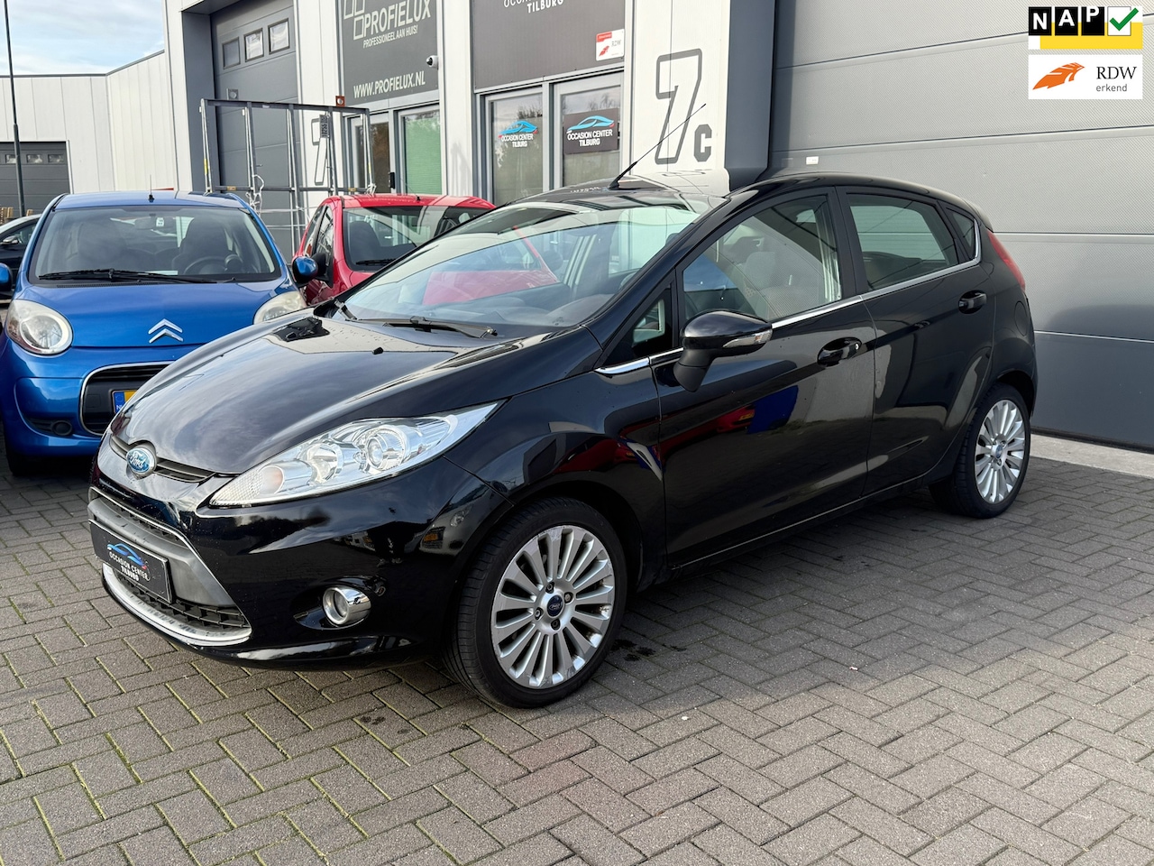 Ford Fiesta - 1.6 Titanium AIRCO | CRUISE | PARKSENSOR | APK | NAP | - AutoWereld.nl