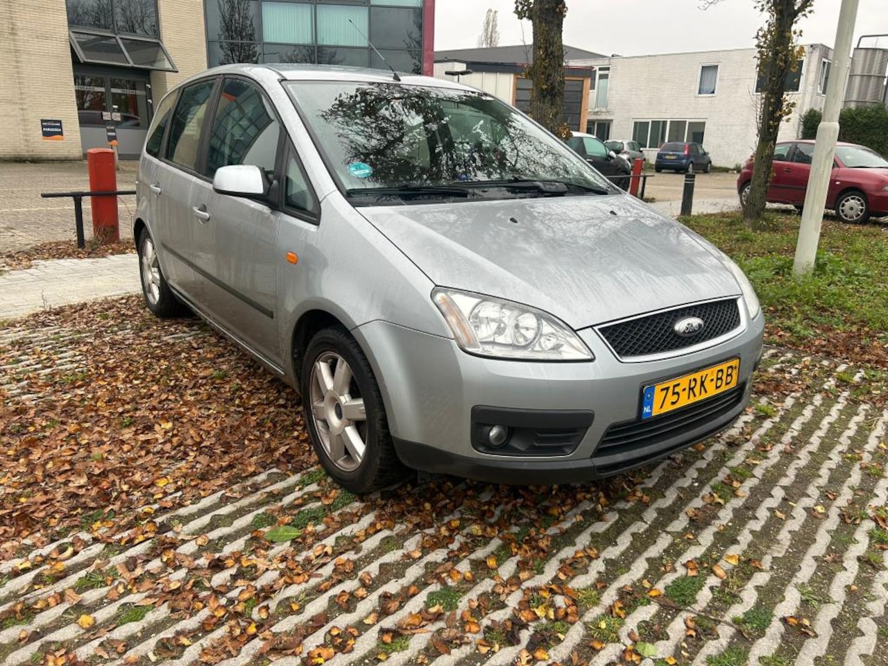 Ford Focus C-Max - 1.6-16V Futura Bj.2005 Kmst.276599 met Apk tot 12-07-2026 - AutoWereld.nl