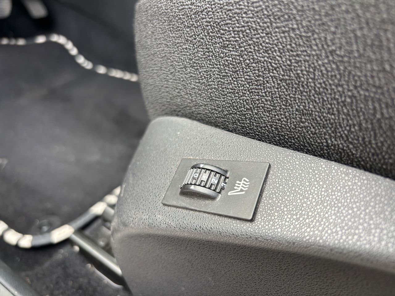 Citroën DS3 - 1.6 So Chic | Org-NL auto. Performance pack. Leder. Navi. Automaat.