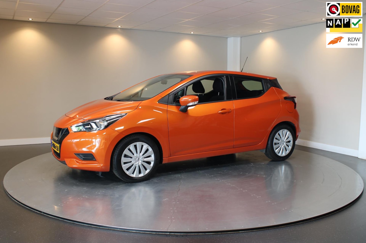 Nissan Micra - 1.0 IG-T N-Connecta *Dealer OH* Carplay|Navi|Camera|DAB - AutoWereld.nl