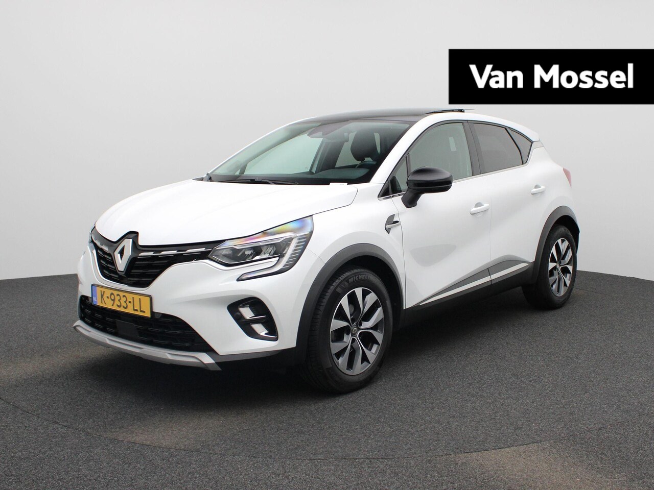Renault Captur - 1.0 TCe 90 Intens | PANORAMADAK | NAVIGATIE | BLUETOOTH | CRUISE CONTROL | ELEKTRISCHE STO - AutoWereld.nl