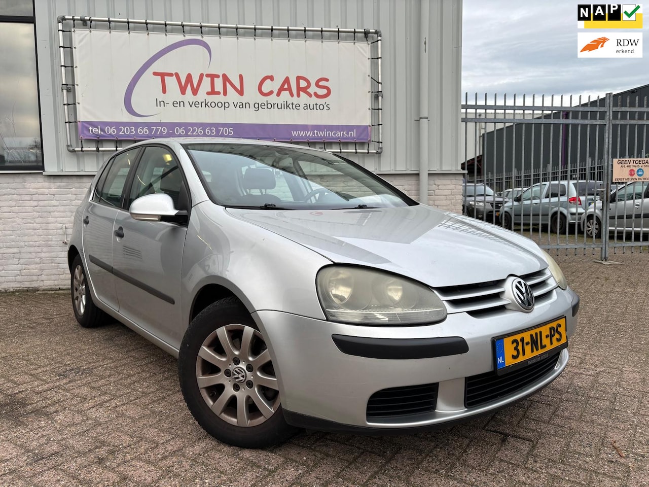 Volkswagen Golf - 1.6 FSI Comfortline 5drs airco - AutoWereld.nl