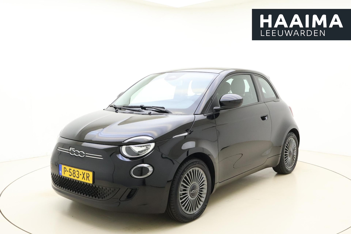 Fiat 500e - Icon 42 kWh | Navigatie | Climate control | Keyless start | Lichtmetalen velgen | Cruise c - AutoWereld.nl