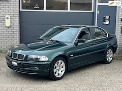BMW 3-serie - 323i Executive 15 jaar 1 eigenaar rekening T.I