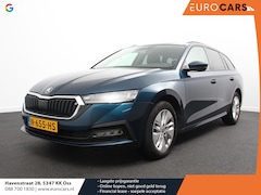 Skoda Octavia Combi - 1.0 e-TSI Automaat Business Edition Climate control | Cruise control | Parkeersensoren | N