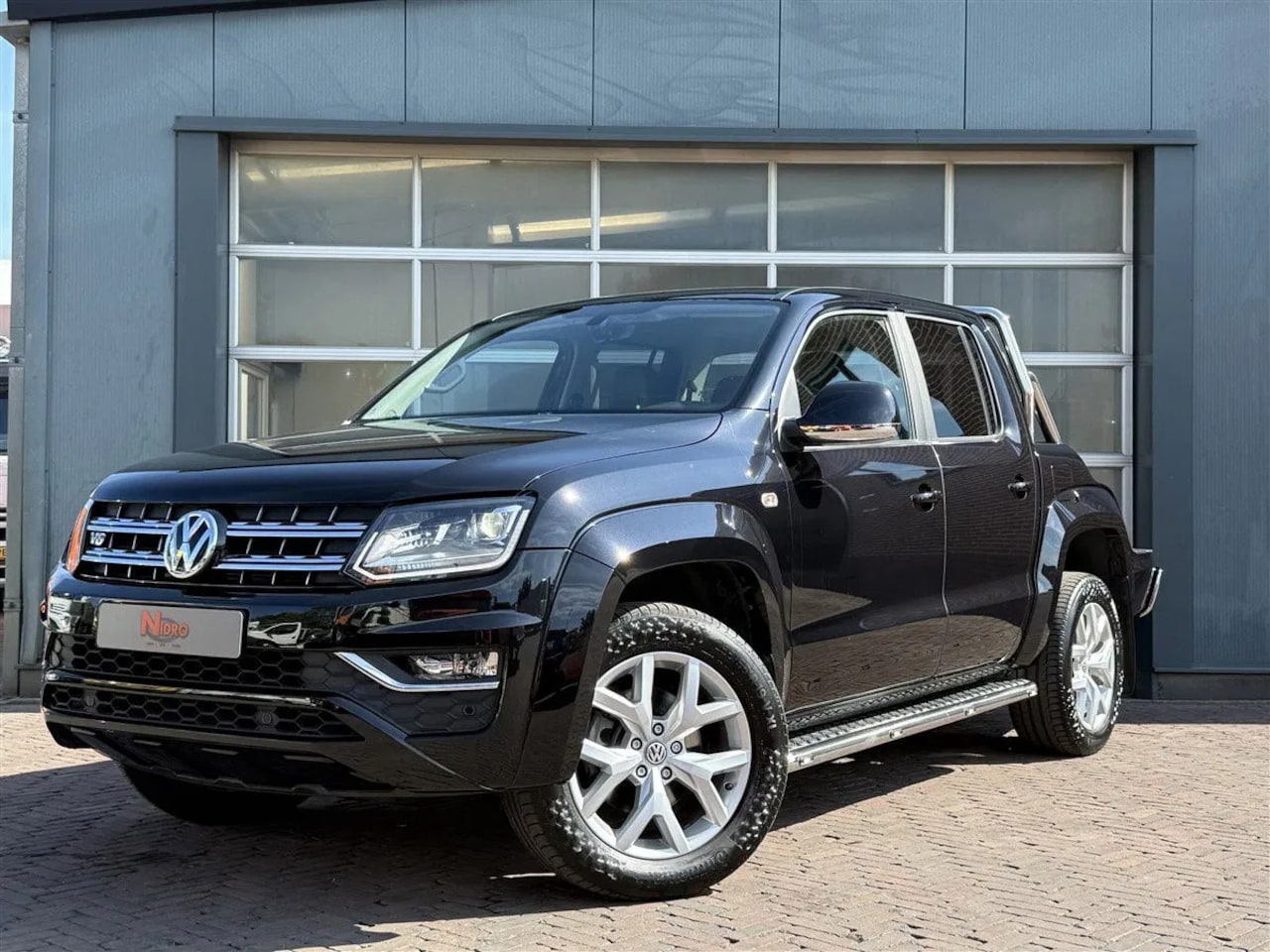 Volkswagen Amarok - 3.0 V6 TDI Be Trekker Dub Cab Geen Bijtelling Navi Apple Carplay Cam DSG Vol! - AutoWereld.nl