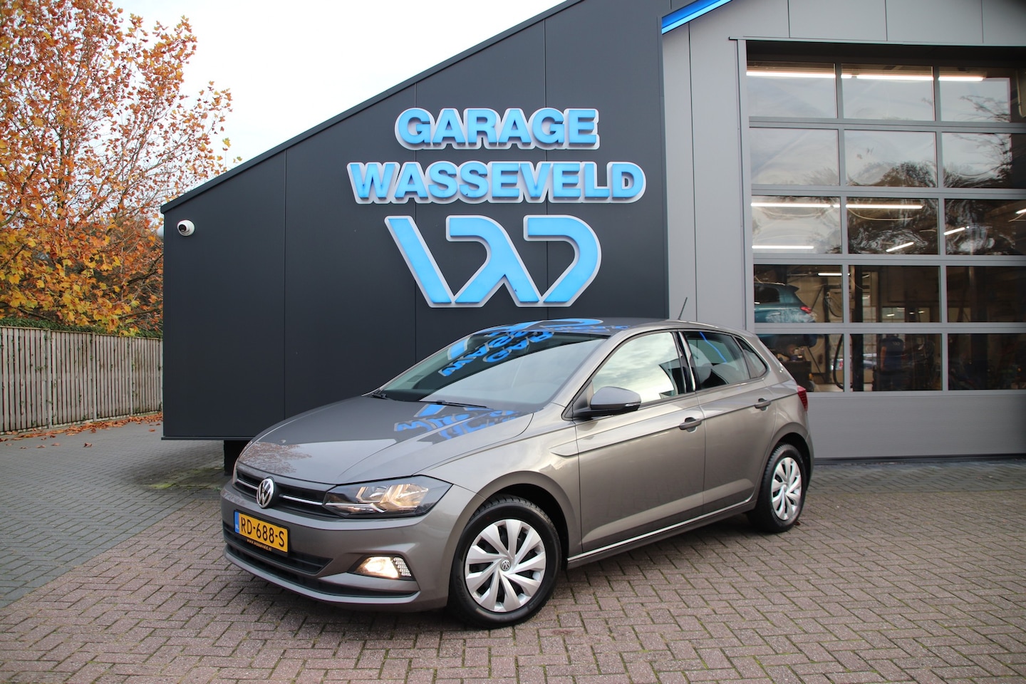 Volkswagen Polo - 1.0 TSI Comfortline NL auto Apple Carplay+Android/ACC/ALL SEASON - AutoWereld.nl