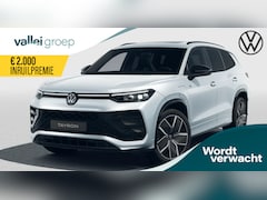Volkswagen Tayron - R-Line-Edition 1.5 eHybrid 204PK Black Style