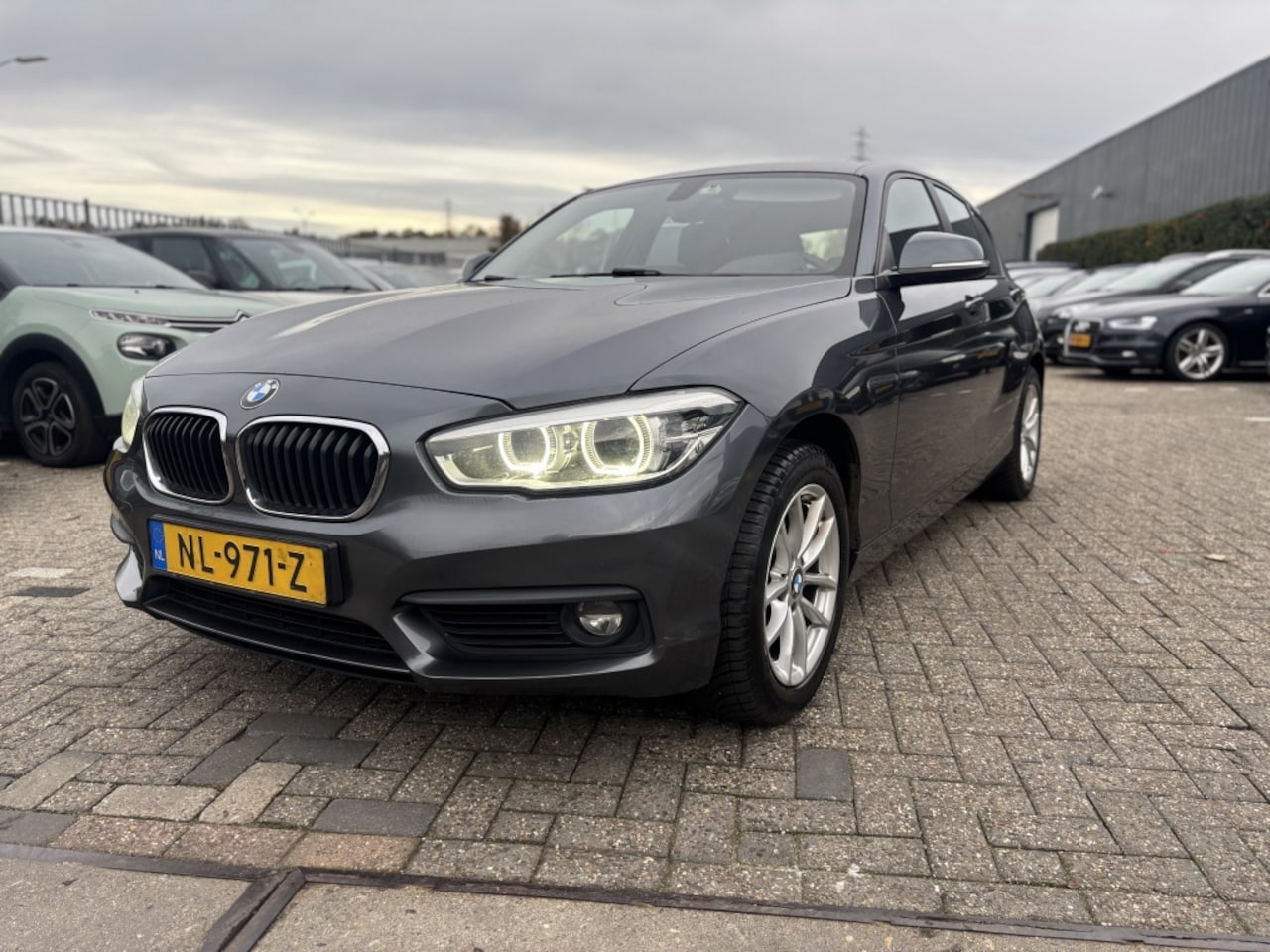 BMW 1-serie - 118d Cent Exe AUTOMAAT!NAVI!CLIMA! - AutoWereld.nl