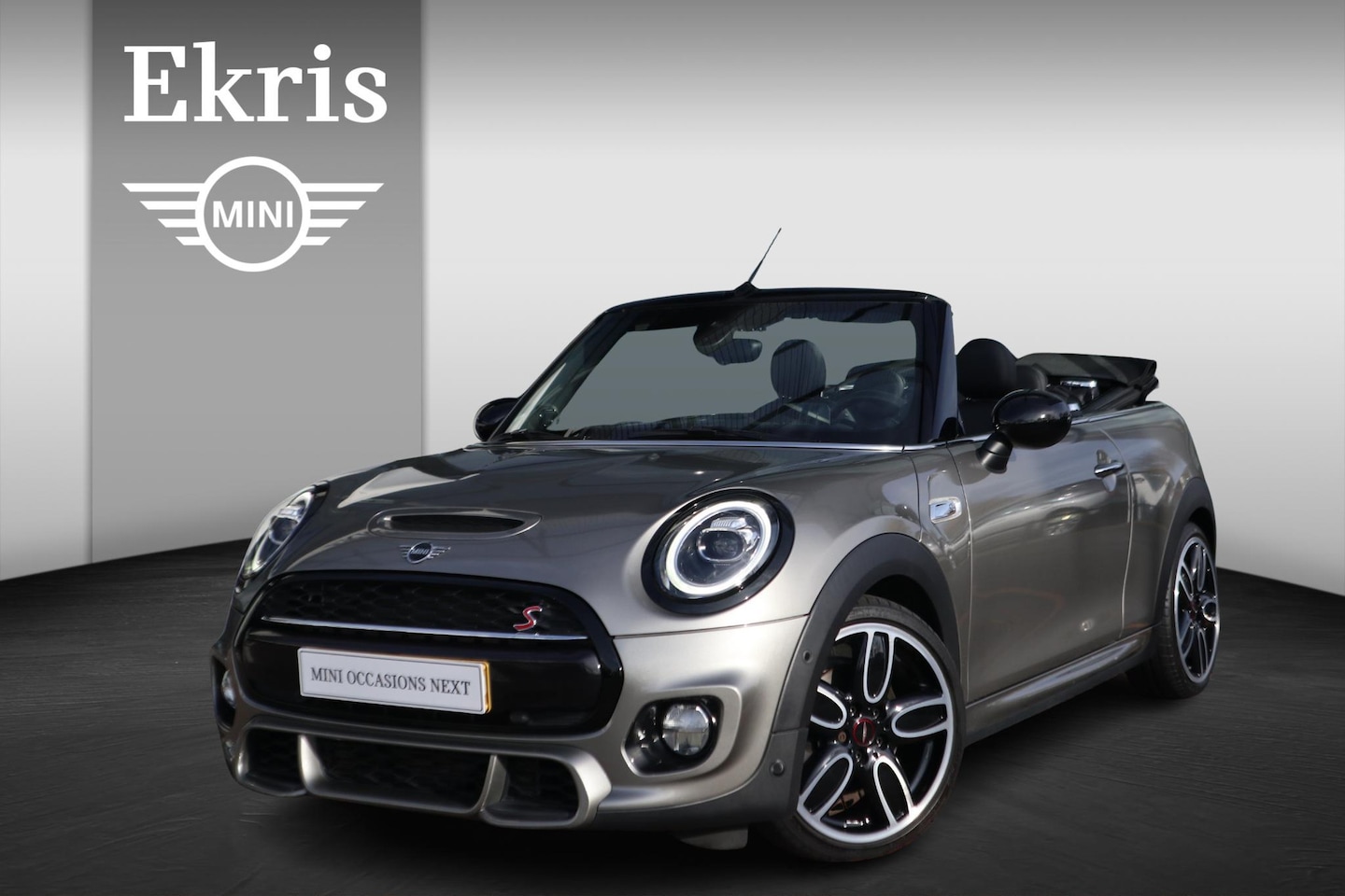 MINI Cabrio - 2.0 Cooper S Knightsbridge Edition 2.0 Cooper S Knightsbridge Edition - AutoWereld.nl