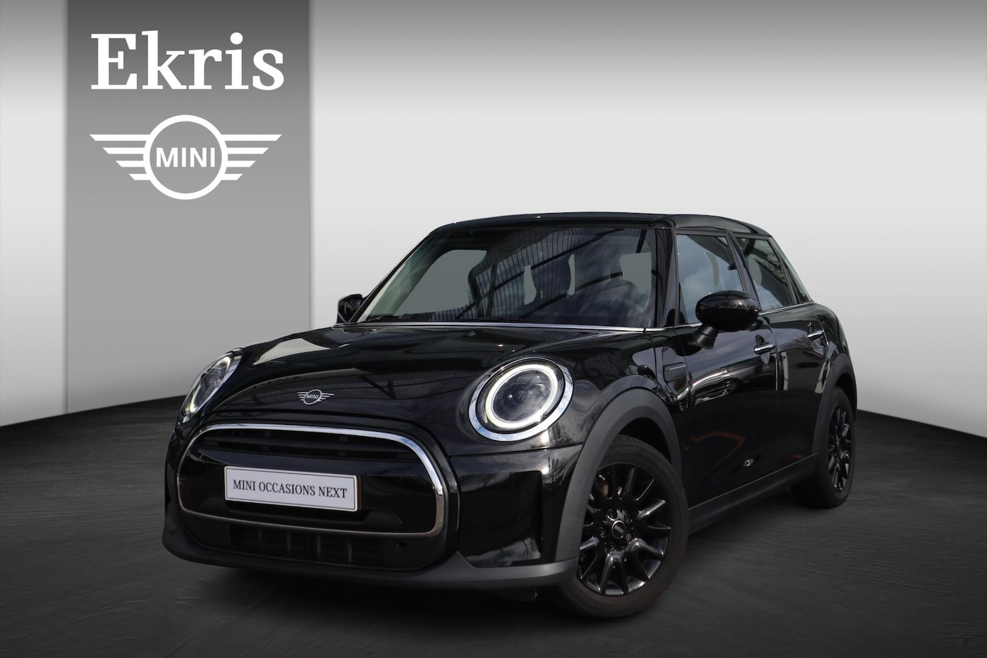 MINI One - 5-deurs Essential | Airconditioning | Cruise Control | Connected Media Pakket | Regen- en - AutoWereld.nl