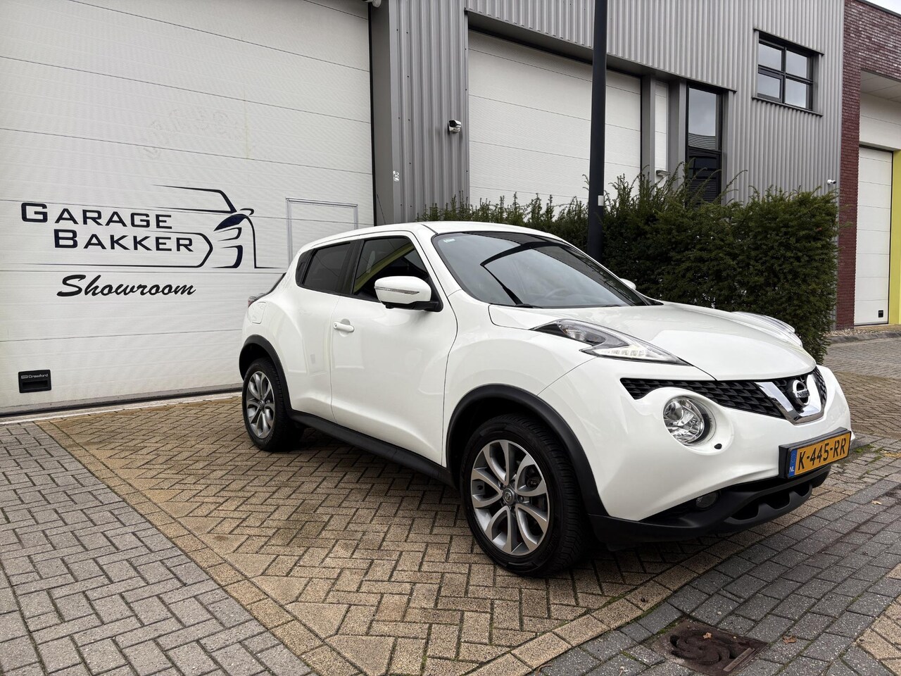 Nissan Juke - 1.2 DIG-T S/S Tekna Camera, Lederen Bekleding, Parelmoer, Stoelverwarming - AutoWereld.nl