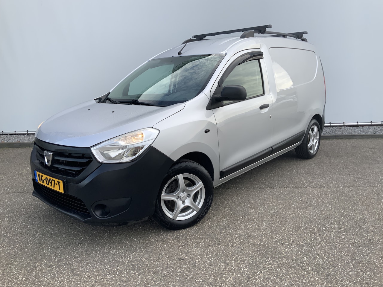 Dacia Dokker - 1.5 dCi 75 Ambiance Airco Alu Velg Trekhaak 1200 kg - AutoWereld.nl