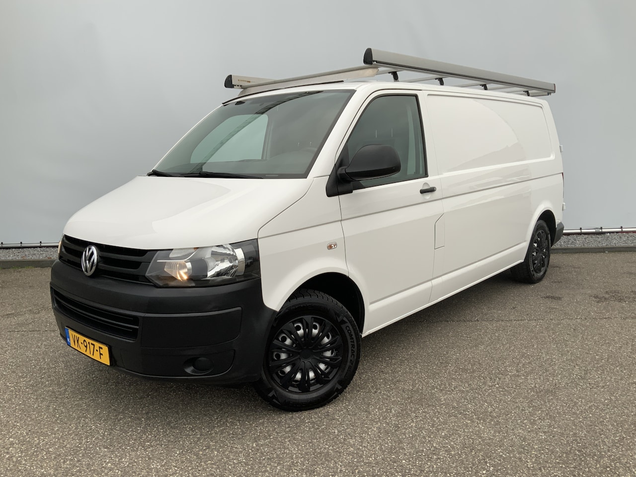 Volkswagen Transporter - 2.0 TDI L2H2 Airco Cruise 3 Zits Imperiaal & Trekhaak 2200 kg Euro 5 - AutoWereld.nl