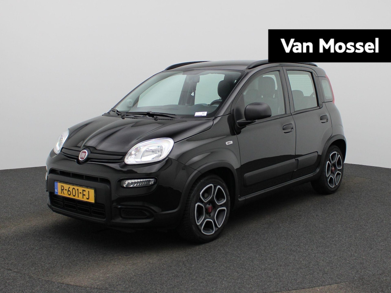 Fiat Panda - 1.0 Hybrid City Life | Airco | Multifunctioneel Stuurwiel | Bluetooth Telefonie | - AutoWereld.nl
