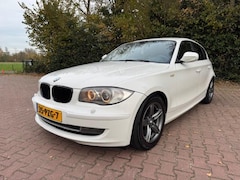BMW 1-serie - 118i EXECUTIVE/LEER/NAV/XENON/NIEUWE APK