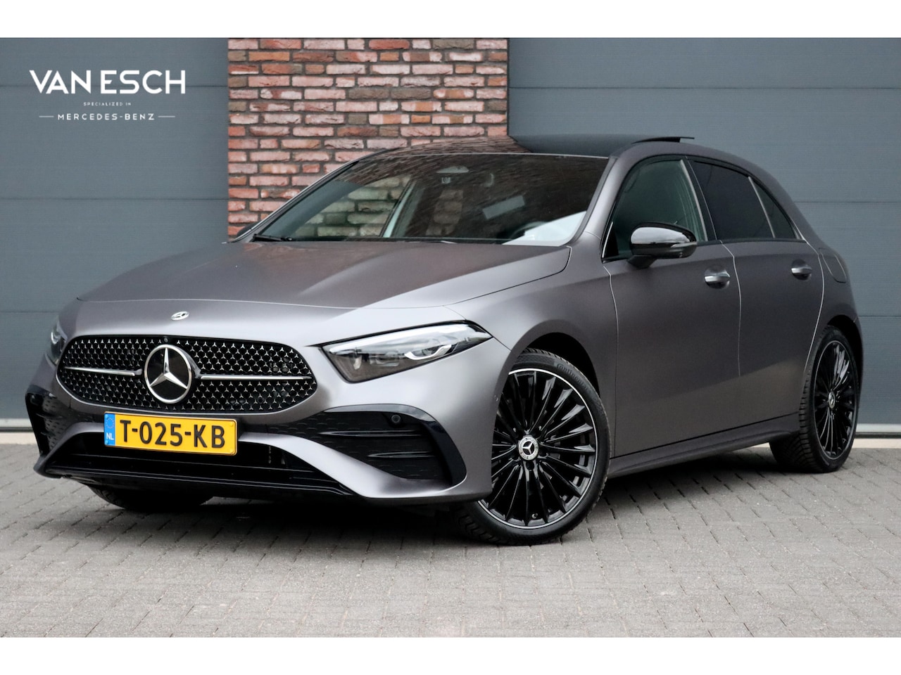 Mercedes-Benz A-klasse - 250 e AMG Line | Panoramadak | Memory | HUD | Keyless Go | Advanced Sound System | Surroun - AutoWereld.nl