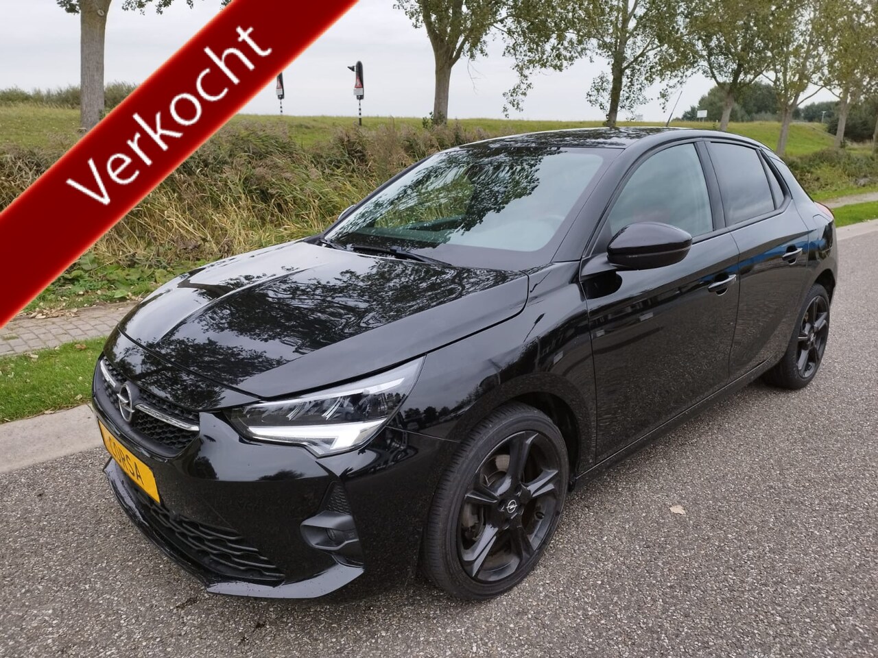 Opel Corsa - 1.2 GS Line ** 49.525 KM ** 5 DRS ** Carplay ** 17 inch ** NAVI ** 100 PK ** 6 BAK ** - AutoWereld.nl
